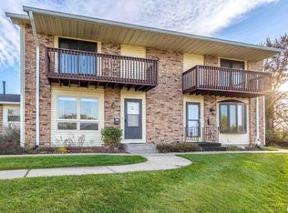 4022 Lillie Ave APT B, Davenport, IA 52806