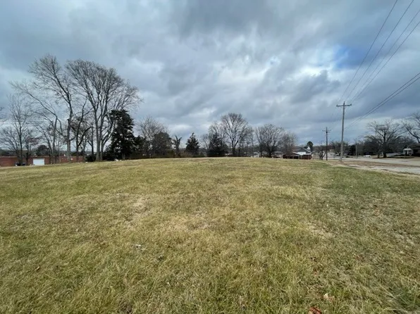 108 W 3rd St Lot 10, Parsons, TN 38363