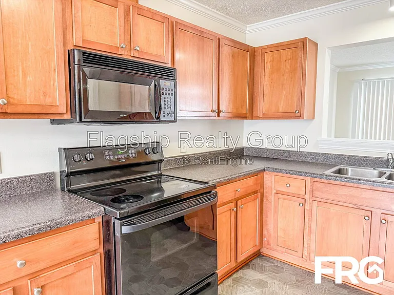 4243 Dudleys Grant Dr — Photo 37