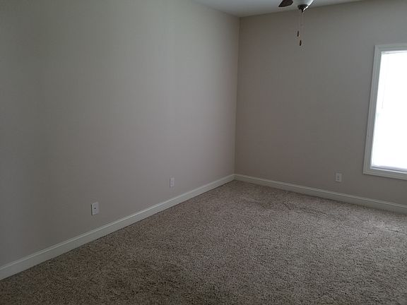5th image of 2540 Brookville Dr #B