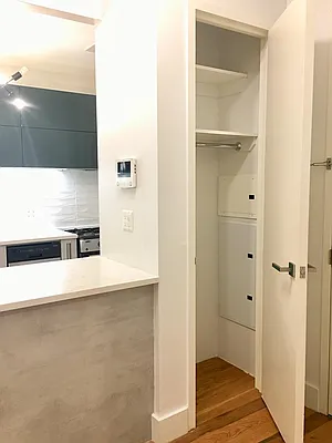 Rented by City Vista Inc | media 25