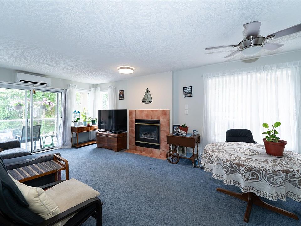1st image of 3000 Oak St #203A