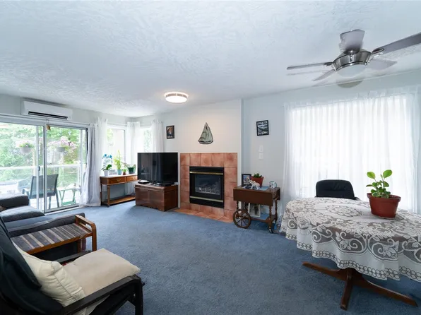 3000 Oak St #203A, North Cowichan, BC V0R 1K1