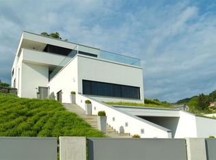 634 Palomar Dr, Redwood City, CA 94062