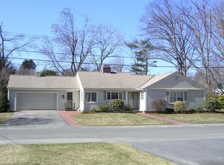 21 Surrey Ln, Shrewsbury, MA 01545