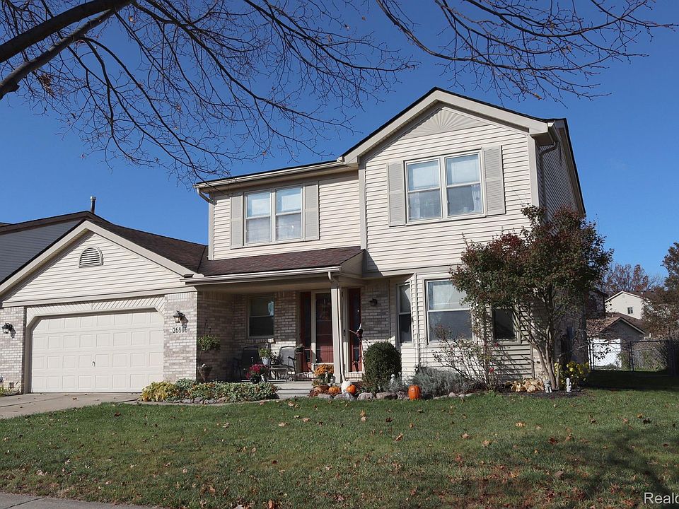 1st image of 26806 Park Ln