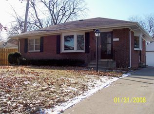2425 Colonial Dr, Lincoln, NE 68502