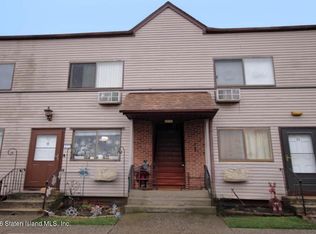 360 Barlow Ave APT 29A, Staten Island, NY 10308