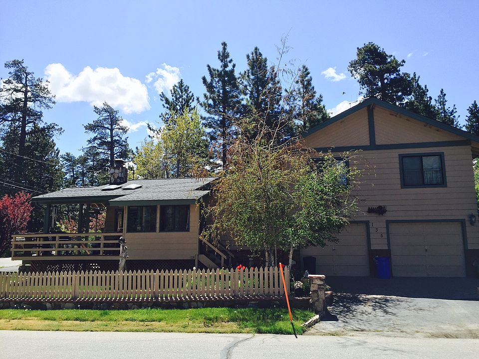 1st image of 135 Lake Dr