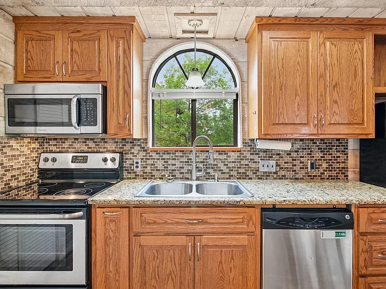 119 Topspin Cir — Photo 18