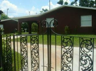 2811 Lyons Rd, Coconut Creek, FL 33063