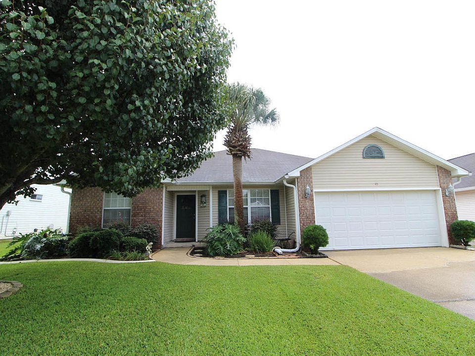 1st image of 45 Kathleen Dr