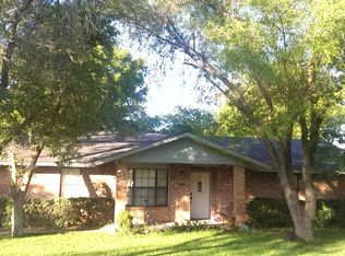 103 Orlando St, Carrizo Springs, TX 78834