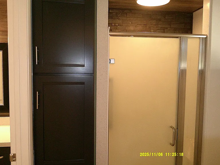 390 S Almond St — Photo 23
