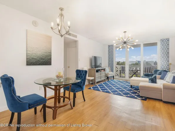 2840 S Ocean Blvd APT 511, Palm Beach, FL 33480