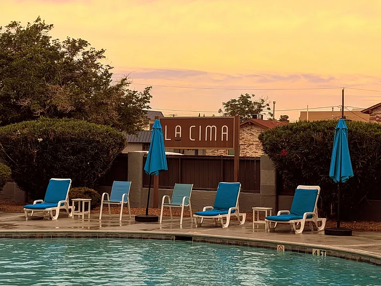 La Cima Apartments — Photo 8