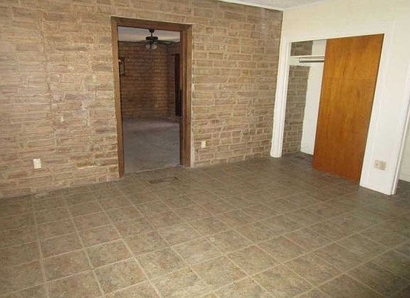 4th image of 206 E Mansfield St