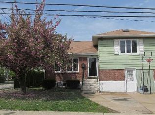 3 Zemek St, Valley Stream, NY 11580