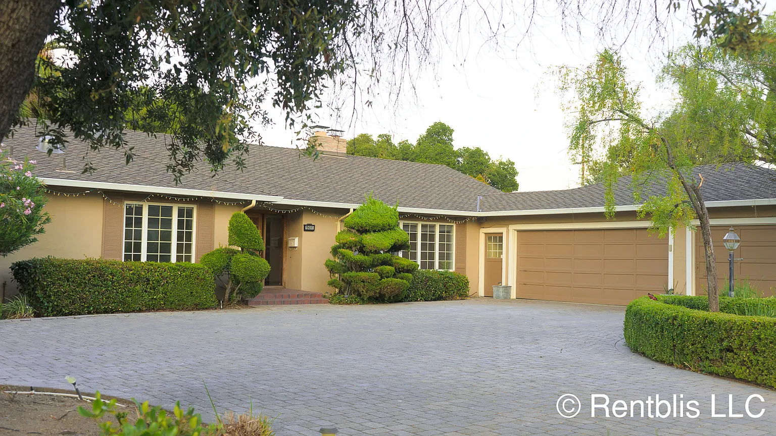 19491 Scotland Dr photo 1