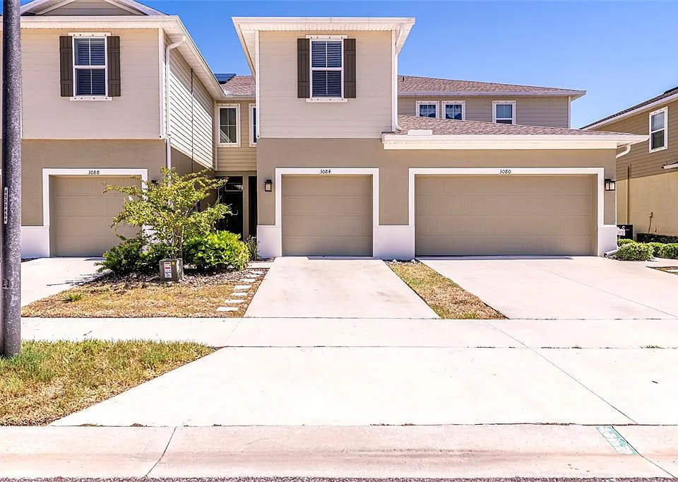 3084 Inlet Breeze Way
