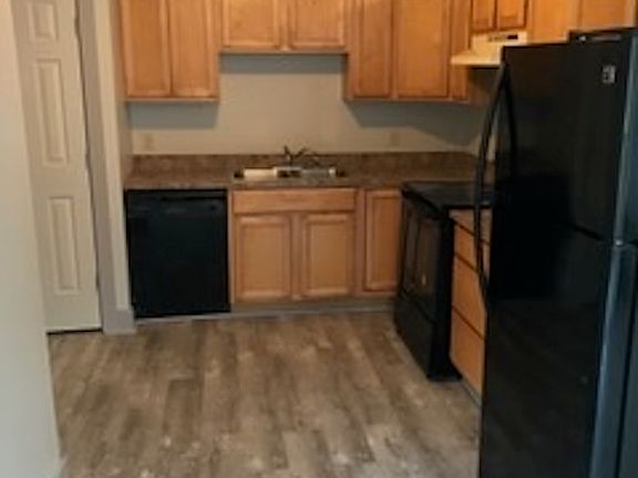2nd image of 3391 Mountain Rd #D