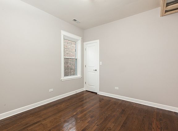 4th image of 1740 N Menard Ave #2