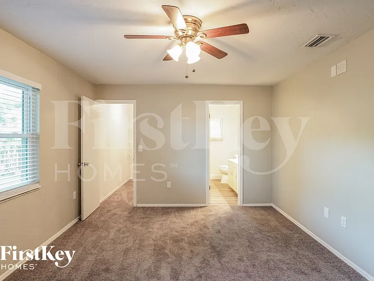 3017 Vista Palm Dr — Photo 10