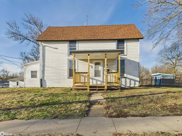 902 S 14th St, Keokuk, IA 52632