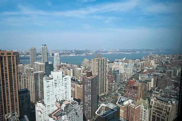 Sold by Jamie Bernstein LREB | media 14