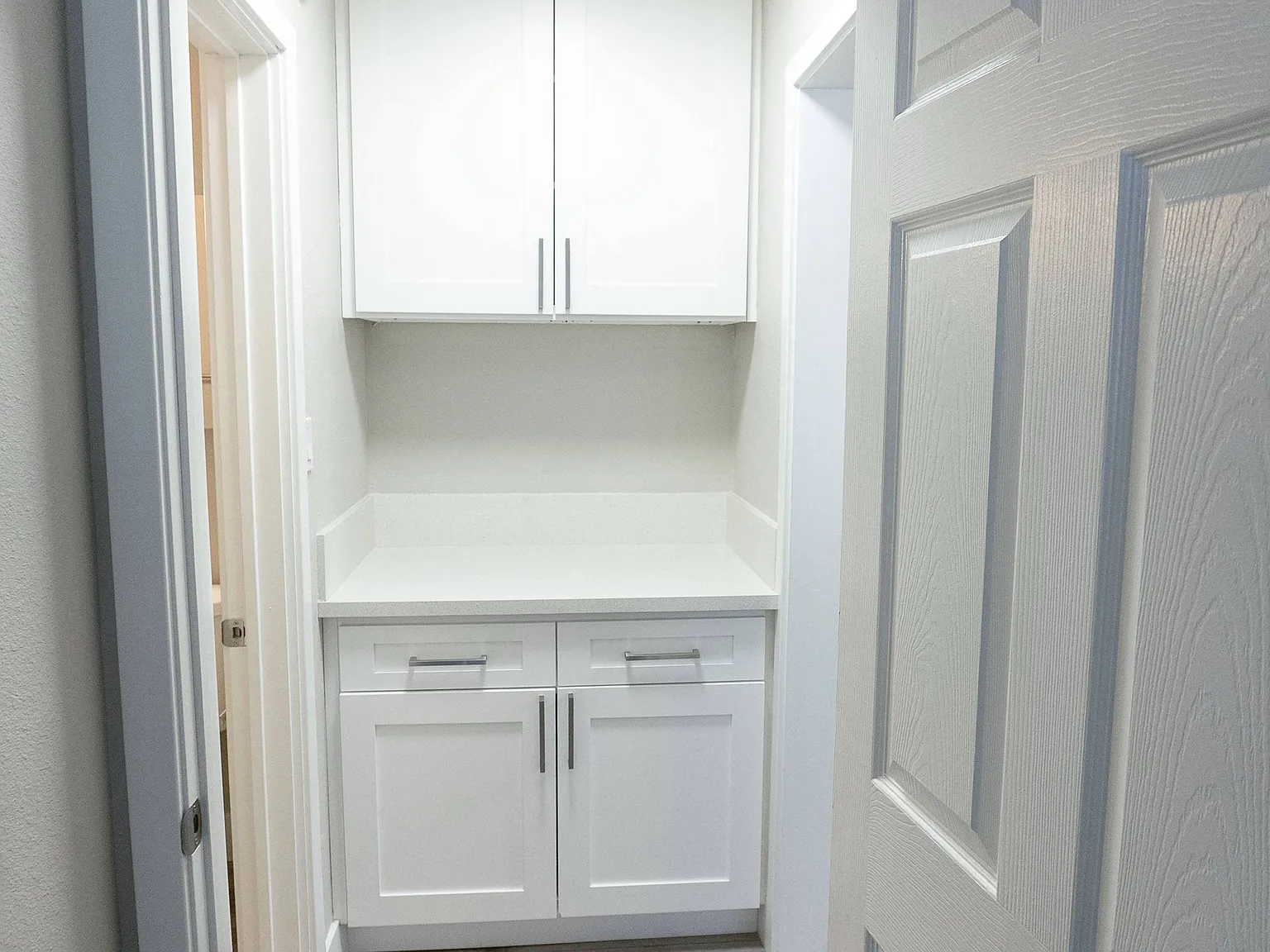 7510 Hollywood Blvd. Apartments — Photo 3