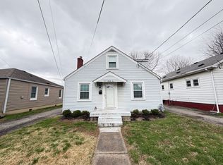 825 Parkway Dr, Parkway Village, KY 40217