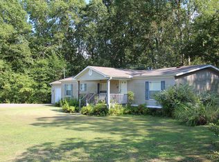 81 Sand Ridge Rd, Lexington, TN 38351