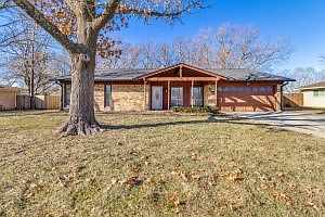 1st image of 2206 Rex Cruse Dr
