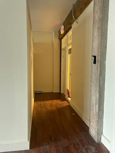 Floor plan 404