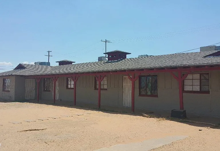 2401 N Amarillo St #4 — Photo 1