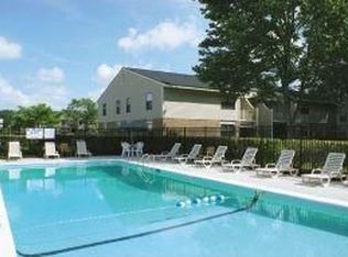 35 Crosscreek Dr APT D1, Charleston, SC 29412