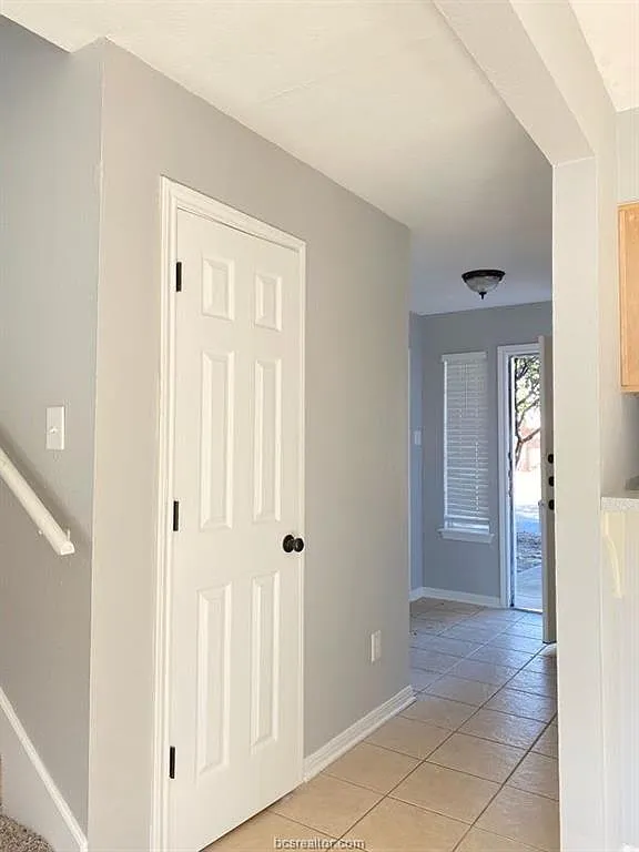 3 bed, 2.5 bath, $1,200 — Photo 3