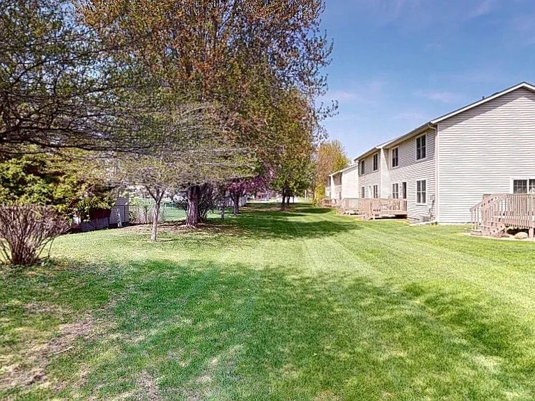 3057 Venice Ln NW — Photo 49