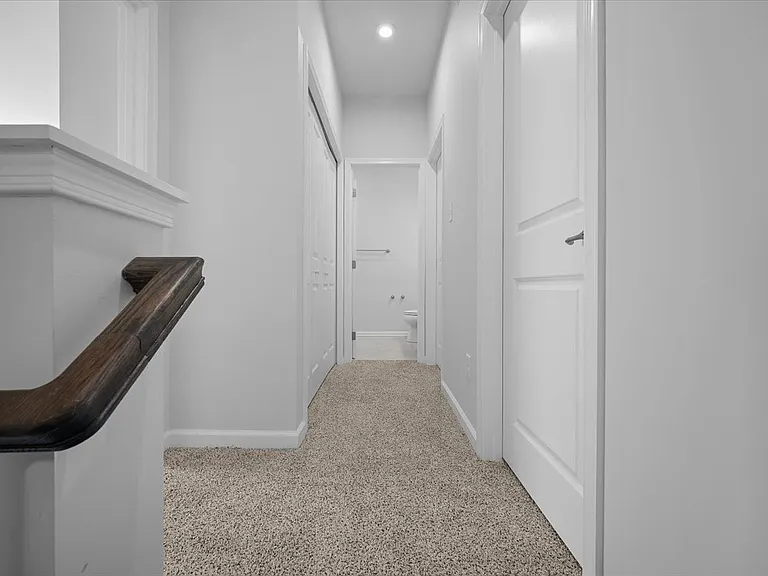 Plaza Townhomes — Photo 36