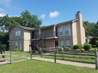 403 N 7th St APT B, Midlothian, TX 76065