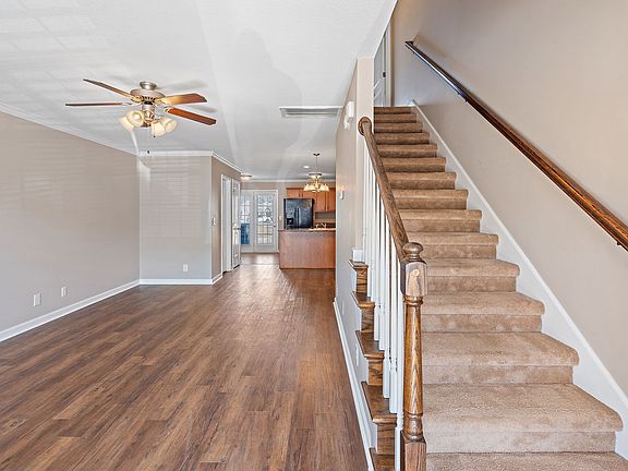 4th image of 347 Sam Houston Cir