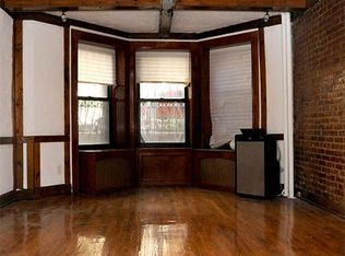 322 W 104th St APT 1R, New York, NY 10025