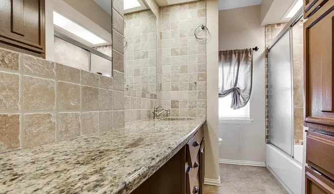3 bed, 1368 sqft, $2,650 — Photo 4