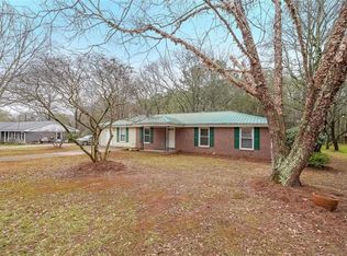 900 Victoria Ln, Oxford, GA 30054