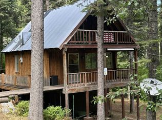 1227 Brown Bear Dr, Cascade, ID 83611