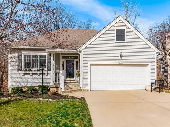 13412 W 126th St, Overland Park, KS 66213