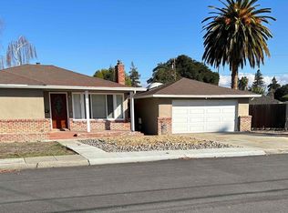 2481 Pioneer Ave, San Jose, CA 95128