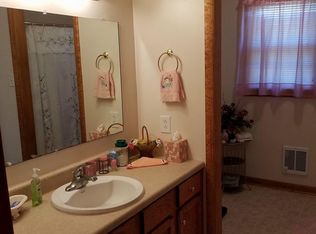 515 W Point Rd, Lawrenceburg, TN 38464