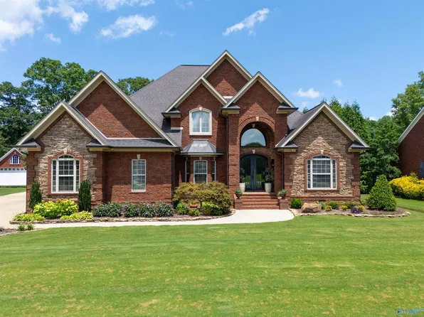 2401 Veranda Trce, Gadsden, AL 35903