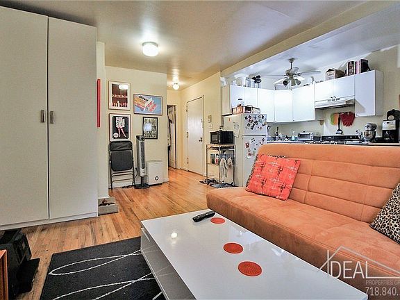 4th image of 86 Bergen St #1
